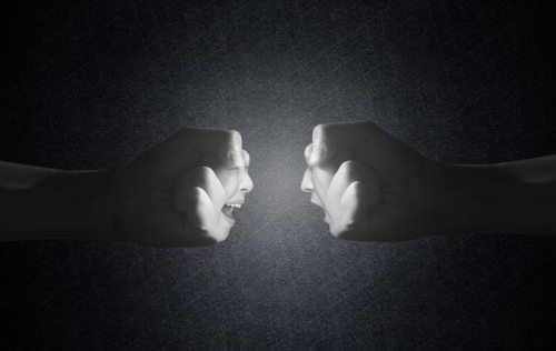 1668045452759391.png 对抗.png