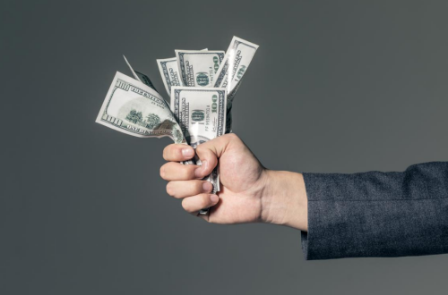 1668502824452096.png 债务1.png